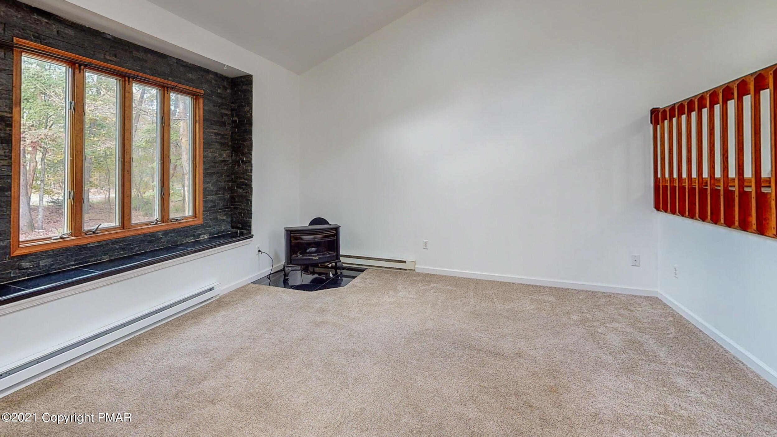 185 Magic Mountain Road Henryville, PA 18332 - Photo 6 of 58 Living Room
