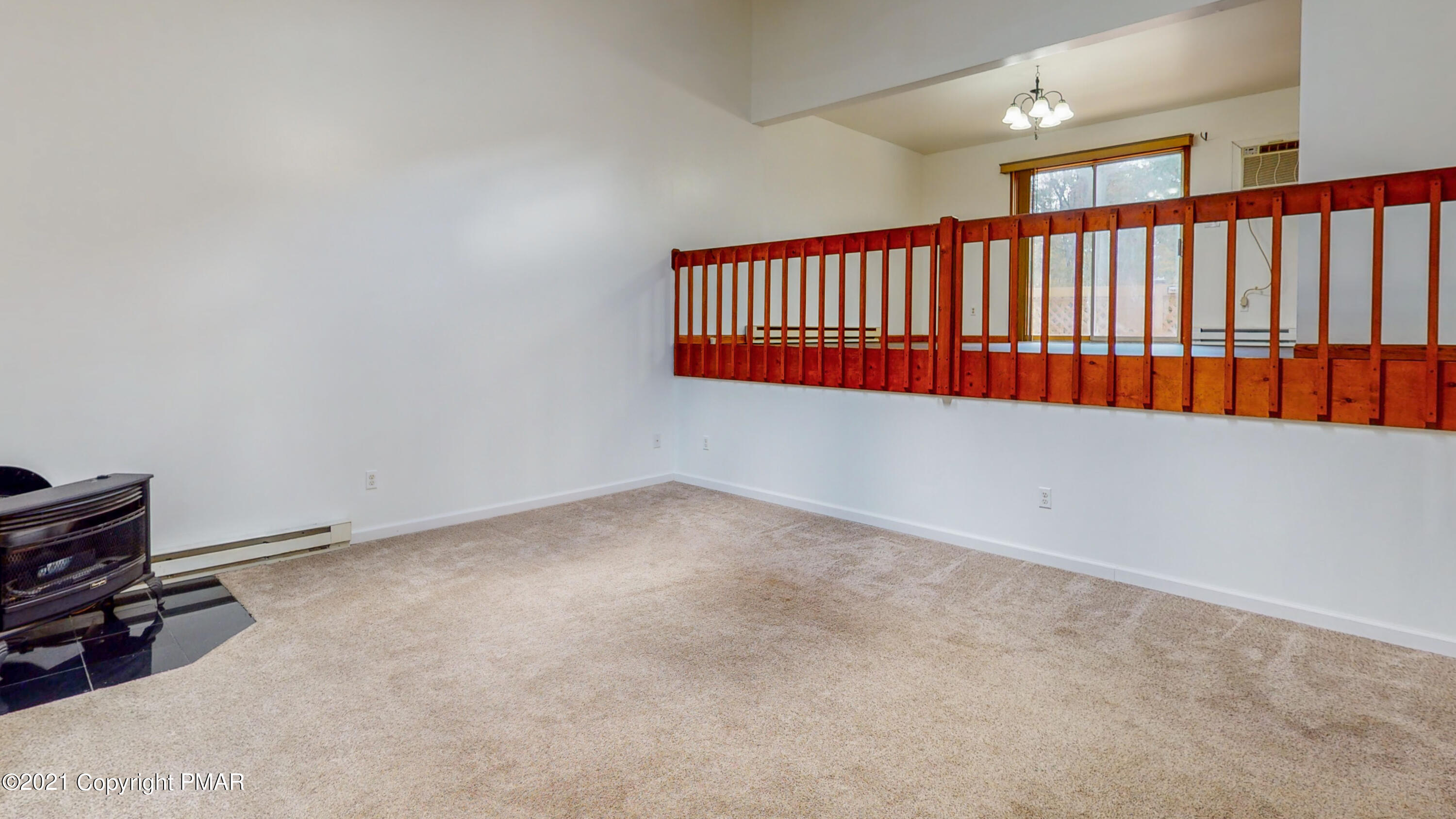 185 Magic Mountain Road Henryville, PA 18332 - Photo 8 of 58 Living Room