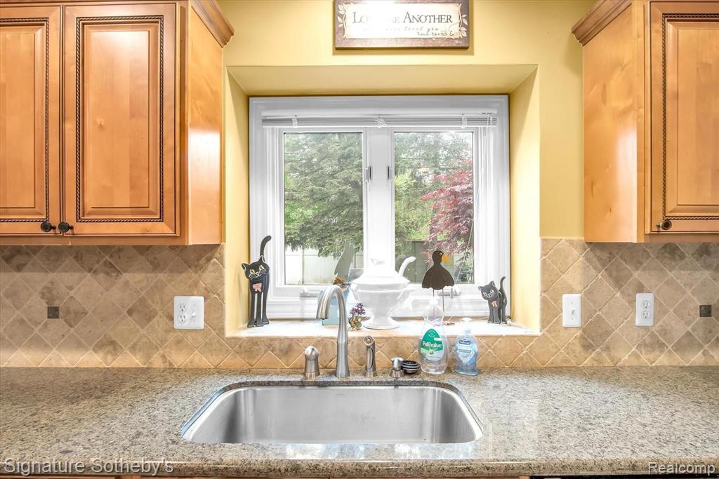 3178 Avalon Road Rochester, MI 48309 - Photo 21 of 54