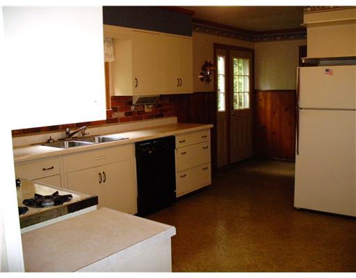 8121 Edwood Road Pittsburgh, PA 15237 - Photo 18 of 18 Kitchen. Another view of exceptionally large kitchen