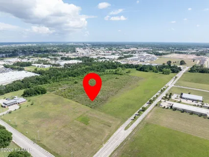 $890,000 | 450-blk South Domingue Avenue, Lafayette, LA 70506