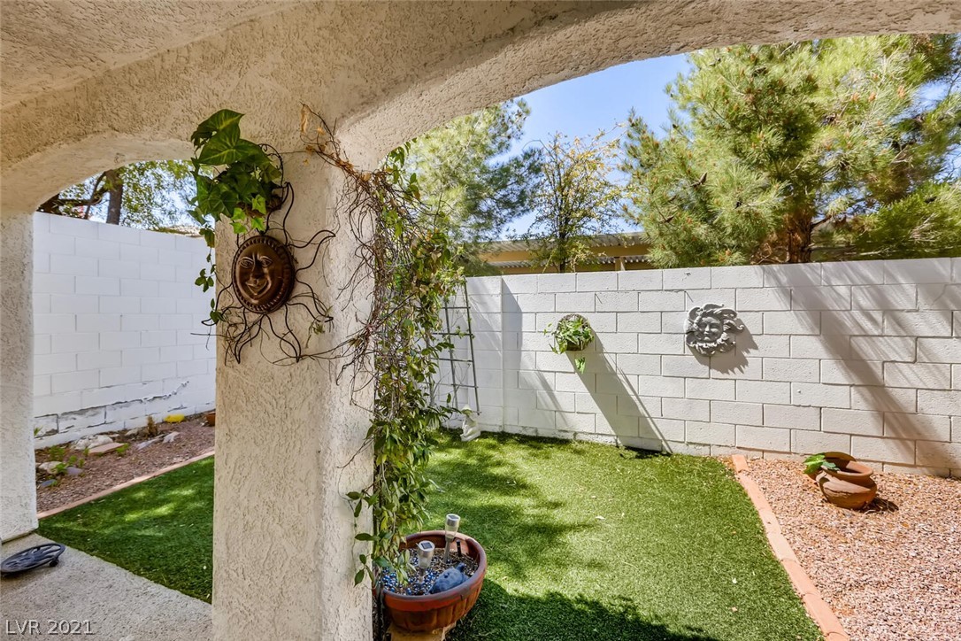 271 Spring Palms Street Henderson, NV 89012 - Photo 44 of 50 Gallery Image 44