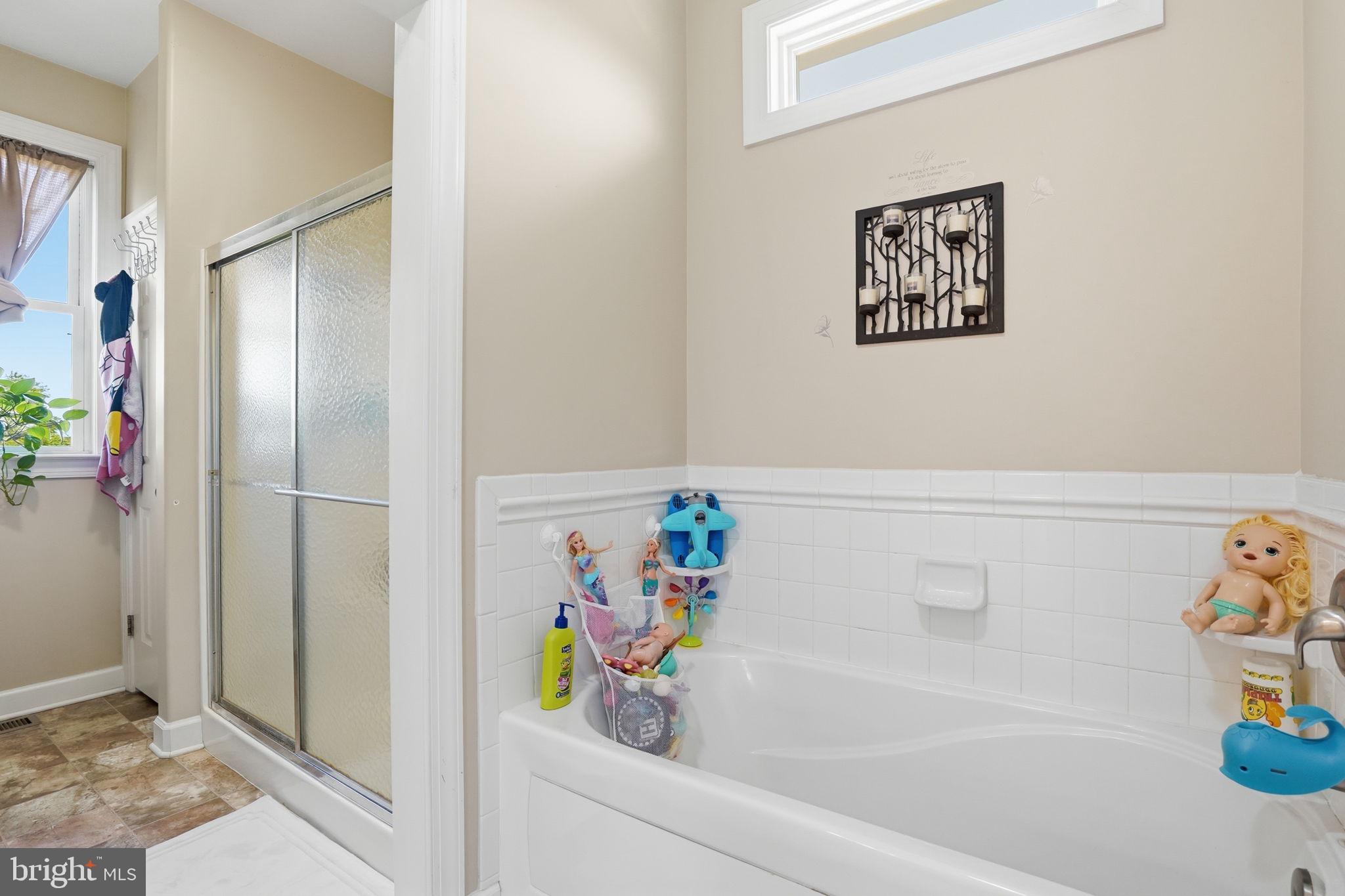 16111 Trigger Lane Colonial Beach, VA 22443 - Photo 21 of 53 The perfect bathtub for relaxing after long days!