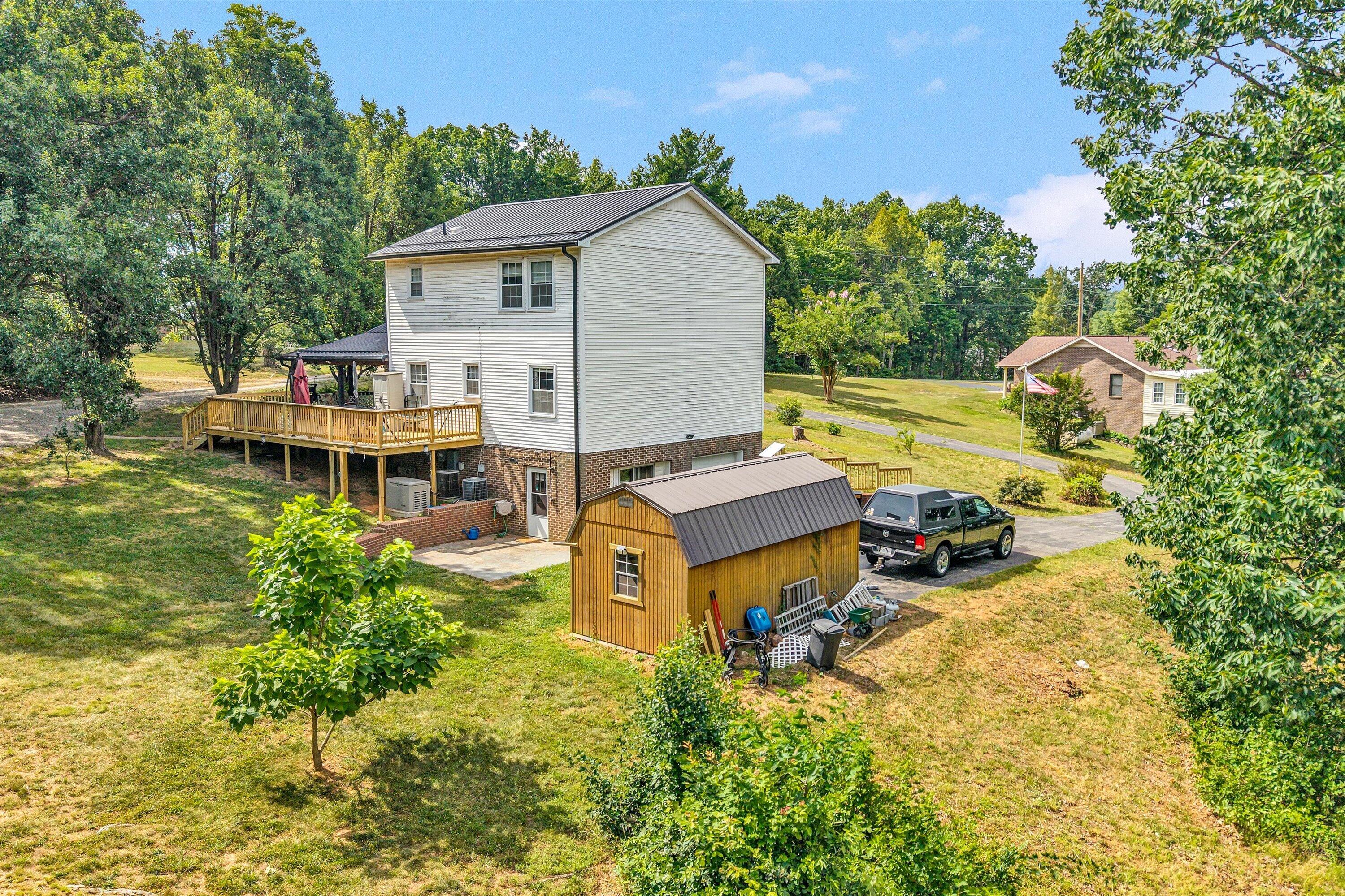 281 Cherokee Hills Road Bassett, VA 24055 - Photo 41 of 54 44-SGP-34