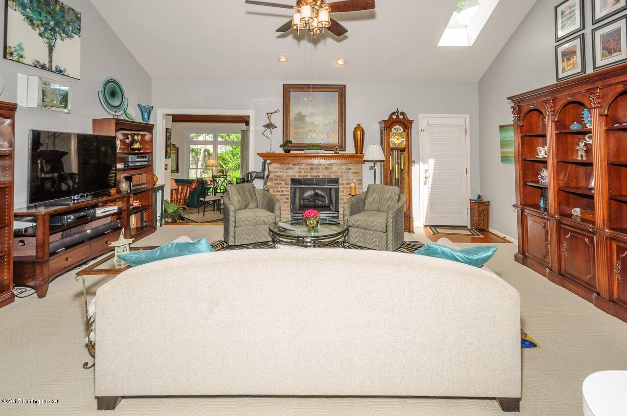 9313 Gutenberg Road Louisville, KY 40291 - Photo 8 of 32 2nd view Great Room