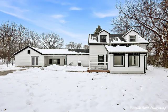 $549,000 | 27283 West Nippersink Road, Ingleside, IL 60041