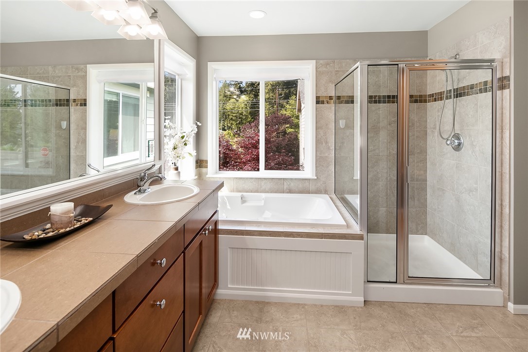 18331 35th Drive Southeast Bothell, WA 98012 - Photo 11 of 23