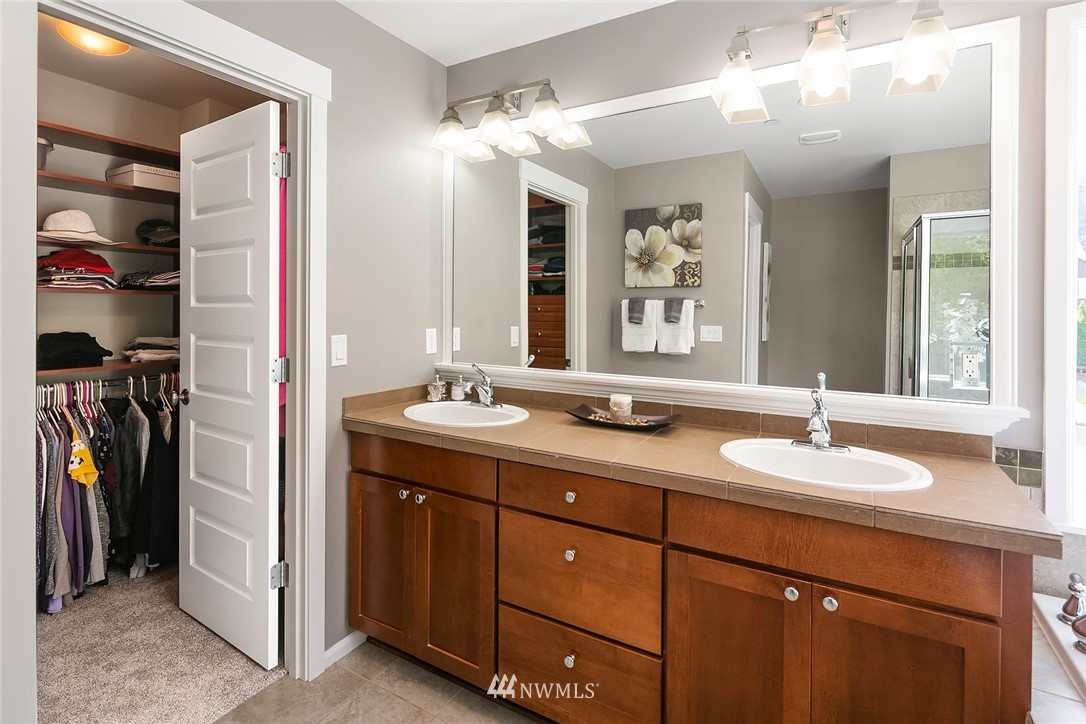 18331 35th Drive Southeast Bothell, WA 98012 - Photo 12 of 23