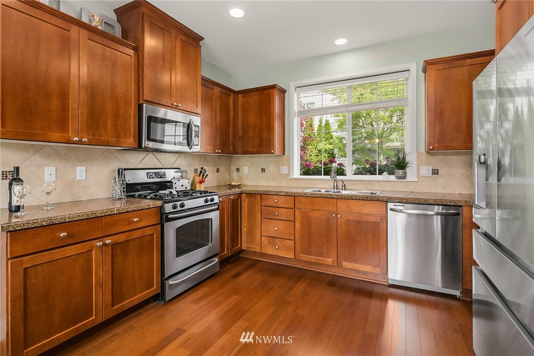 18331 35th Drive Southeast Bothell, WA 98012 - Photo 4 of 23