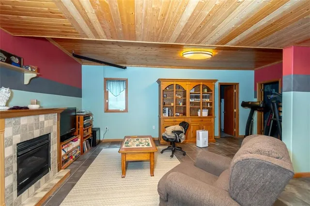 $460,000 | 1342 Redbud Street, Ottawa, KS 66067