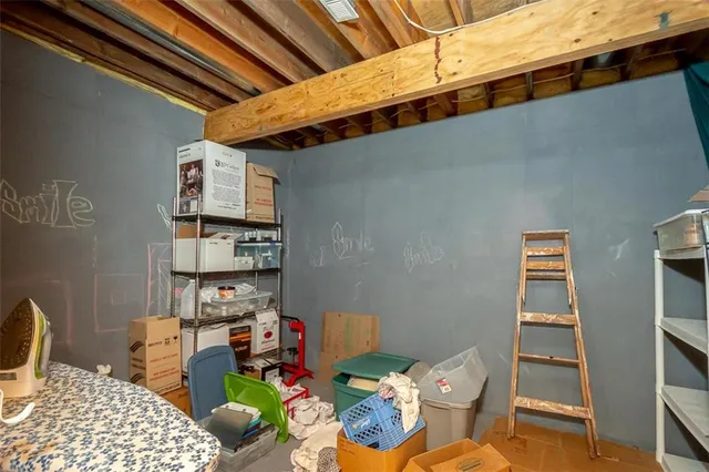 $460,000 | 1342 Redbud Street, Ottawa, KS 66067