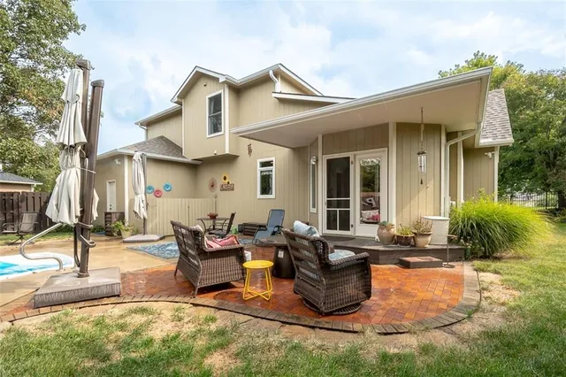 $460,000 | 1342 Redbud Street, Ottawa, KS 66067