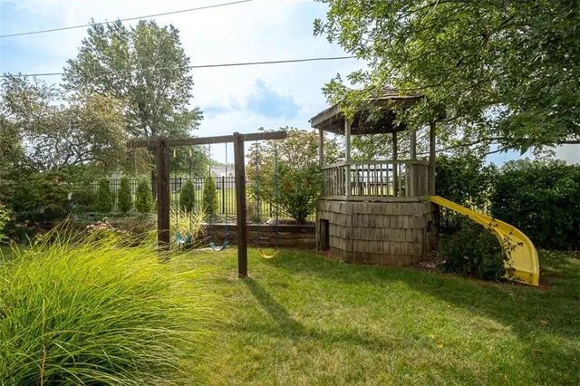 $460,000 | 1342 Redbud Street, Ottawa, KS 66067