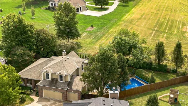 $460,000 | 1342 Redbud Street, Ottawa, KS 66067