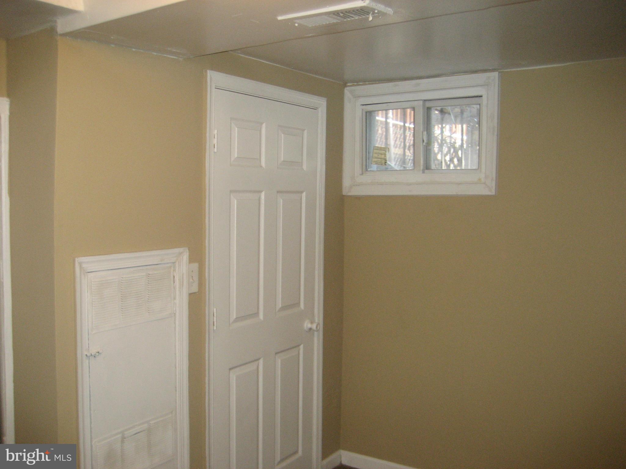 4108 Flowerton Road Baltimore, MD 21229 - Photo 16 of 27 Exterior (General)