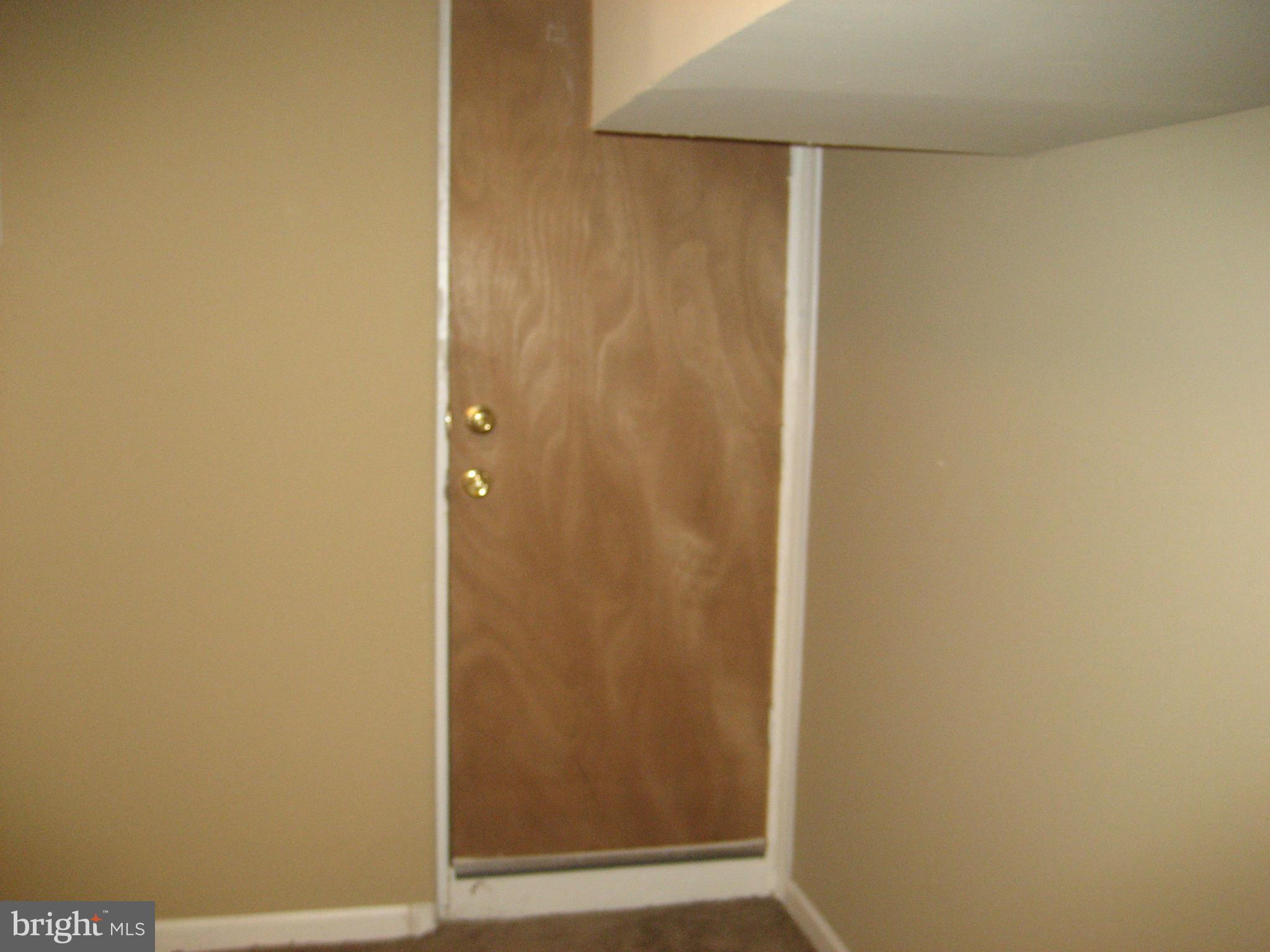 4108 Flowerton Road Baltimore, MD 21229 - Photo 18 of 27 Exterior (General)
