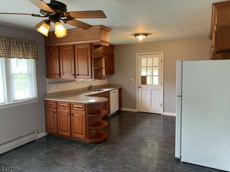617 Foothill Road Bridgewater, NJ 08807 - Photo 5 of 18