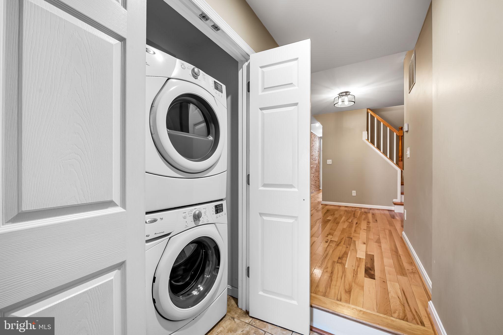 111 North Port Street Baltimore, MD 21224 - Photo 16 of 34