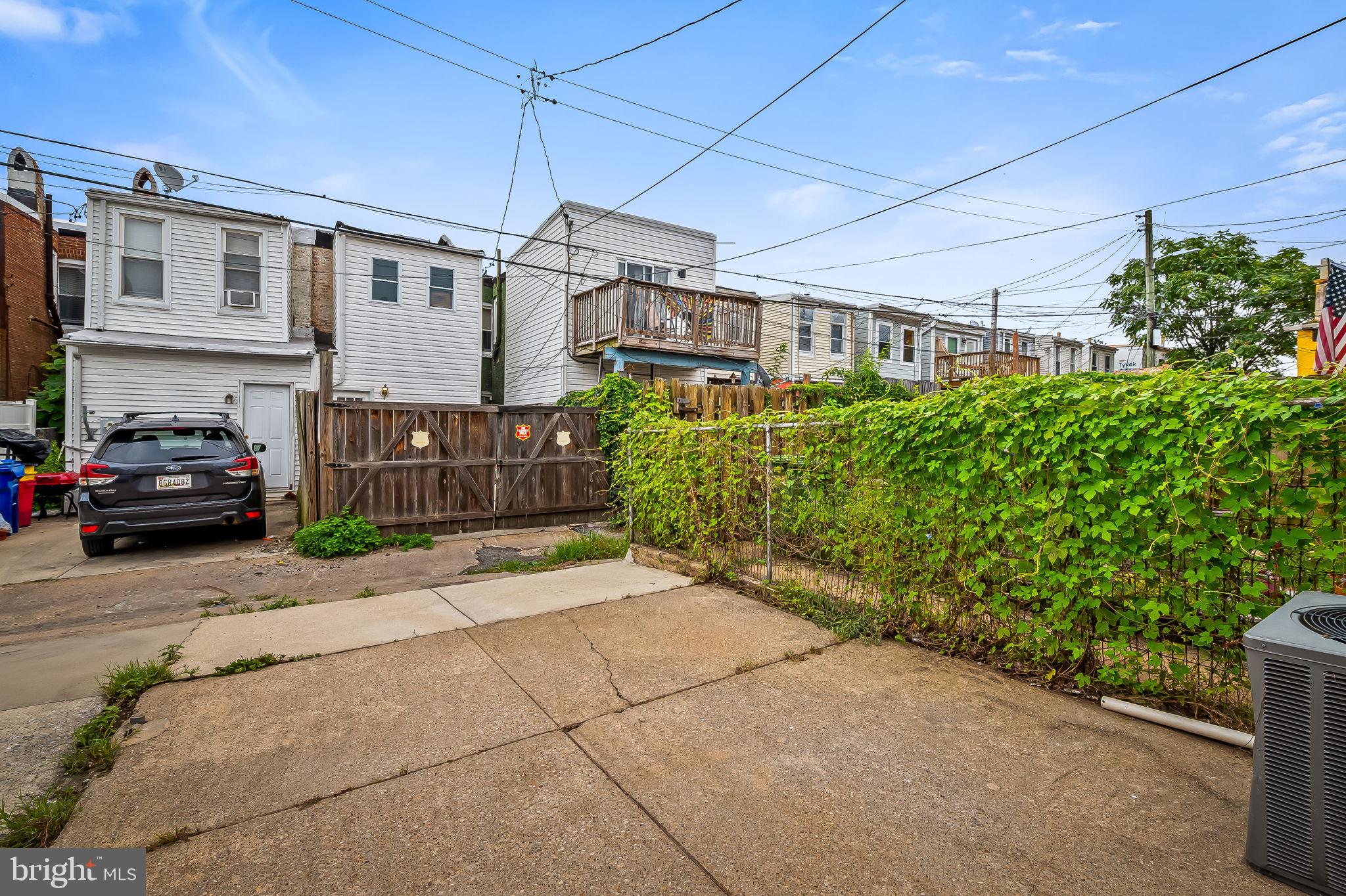 111 North Port Street Baltimore, MD 21224 - Photo 27 of 34