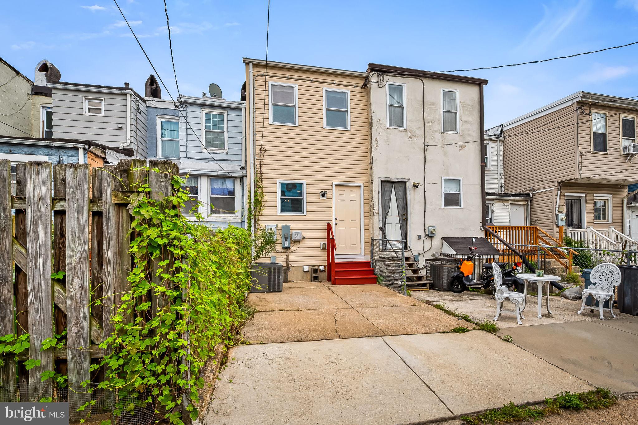 111 North Port Street Baltimore, MD 21224 - Photo 30 of 34