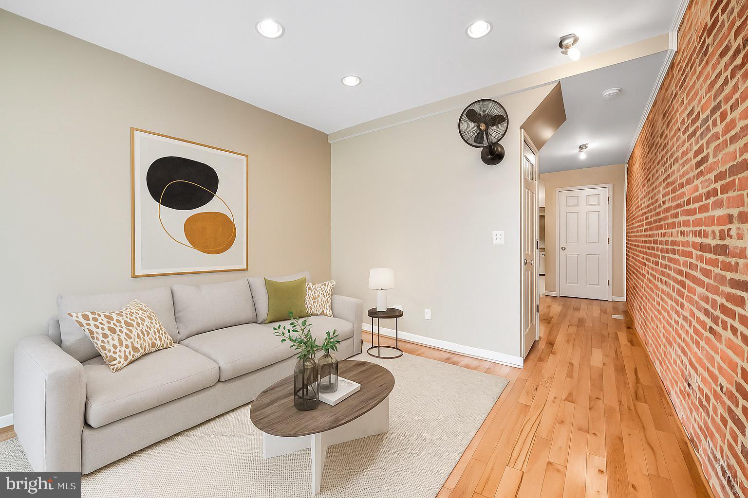 111 North Port Street Baltimore, MD 21224 - Photo 7 of 34 This image is virtually staged