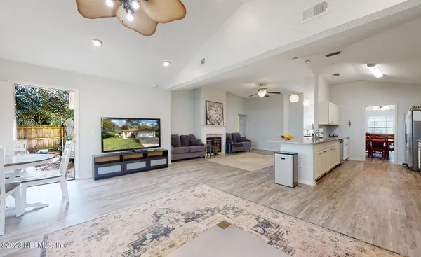 $3,500 | 4767 Kernan Mill Lane East, Jacksonville, FL 32224