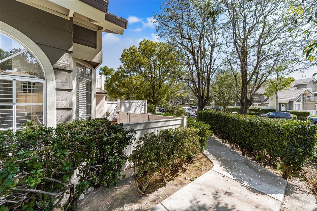 20721 East Crest Lane, Unit B Walnut, CA 91789 - Photo 3 of 41