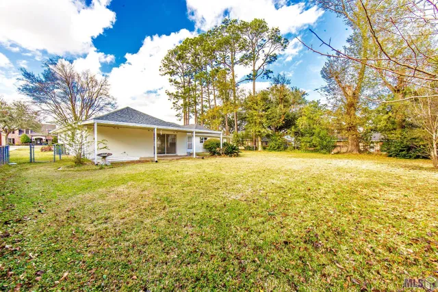 $300,000 | 602 Fairway Drive, Thibodaux, LA 70301
