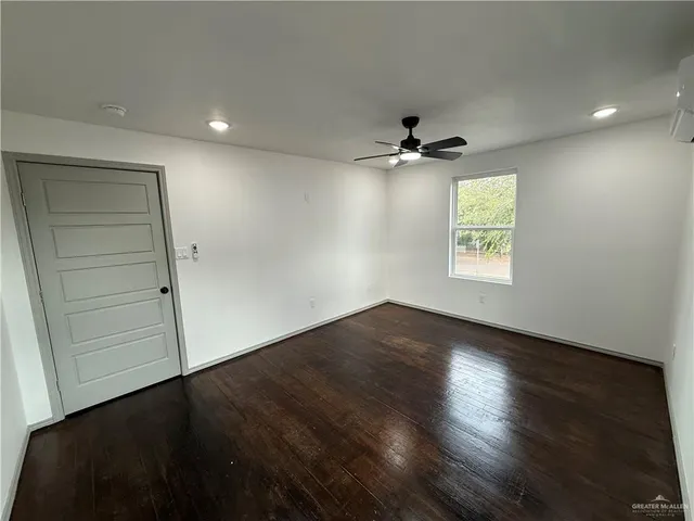 $1,200 | 1017 Miller Avenue, Mission, TX 78572