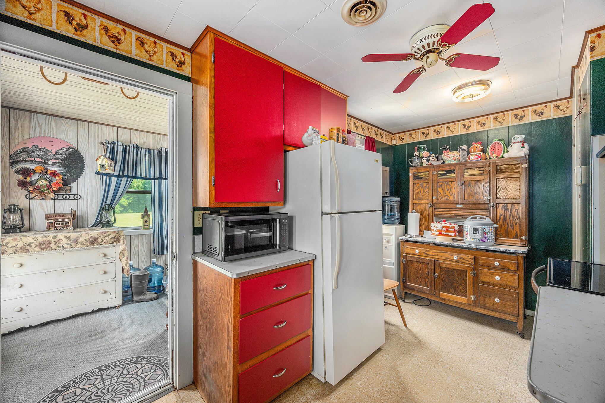 14450 Wing Road Bellevue, MI 49021 - Photo 8 of 21 007_file_932