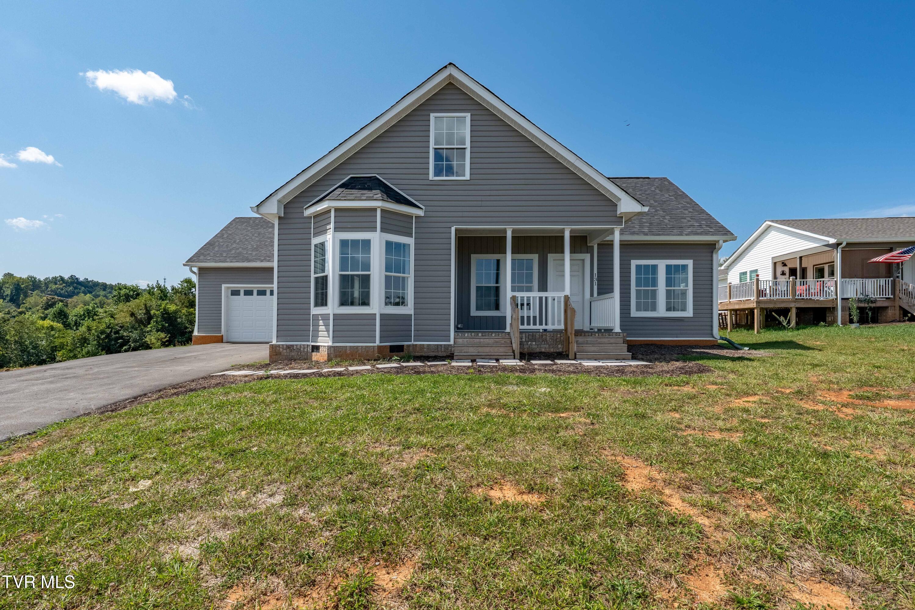 131 New Hope Road Jonesborough, TN 37659 - Photo 2 of 58 131 New Hope Road (12 of 28)