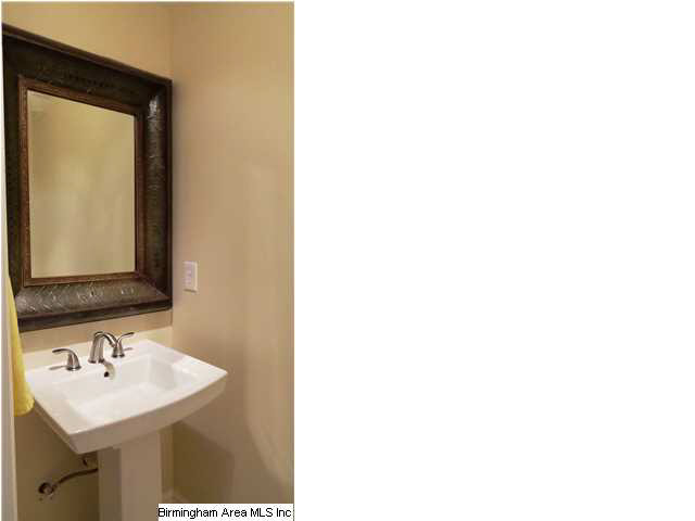 917 Frisco Street Birmingham, AL 35209 - Photo 9 of 25
