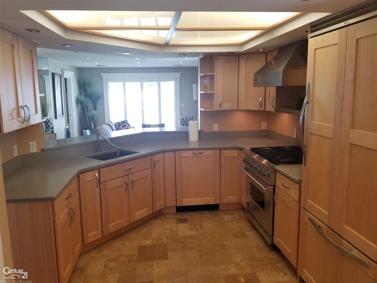 31705 South River Road, Unit 2/B Harrison Township, MI 48045 - Photo 11 of 42 Gallery Image 11