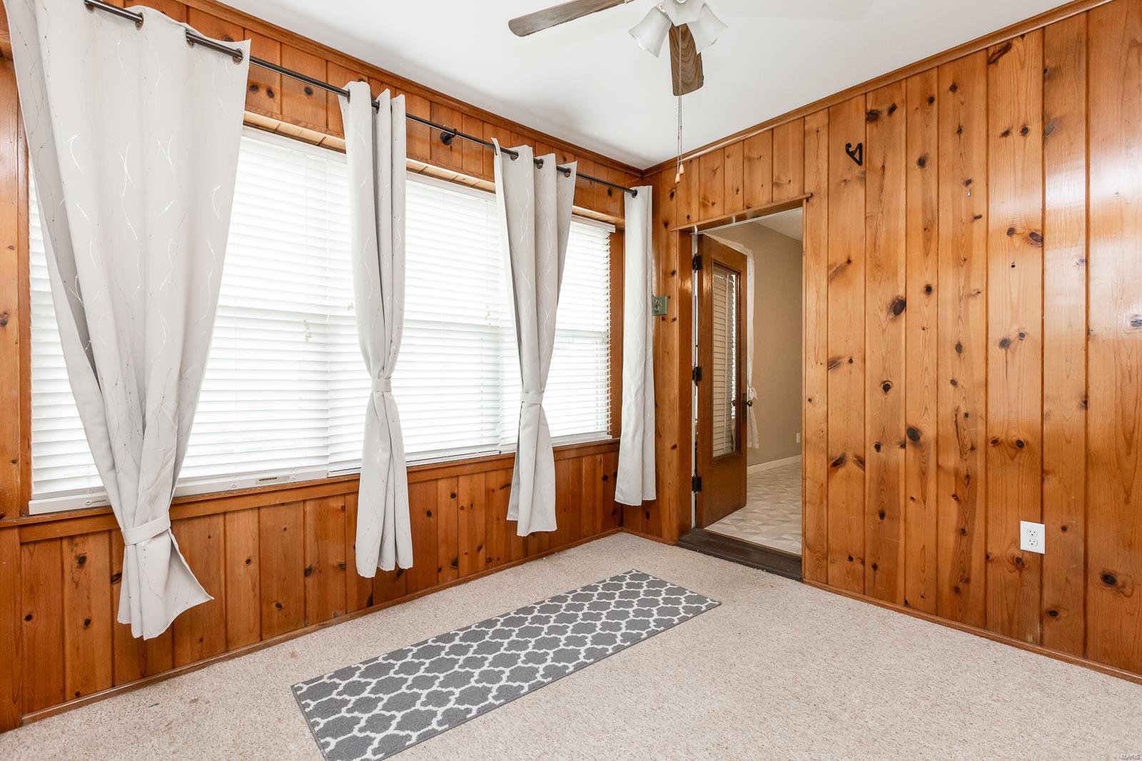 1013 Scheel Street Belleville, IL 62221 - Photo 3 of 29 Gallery Image 3