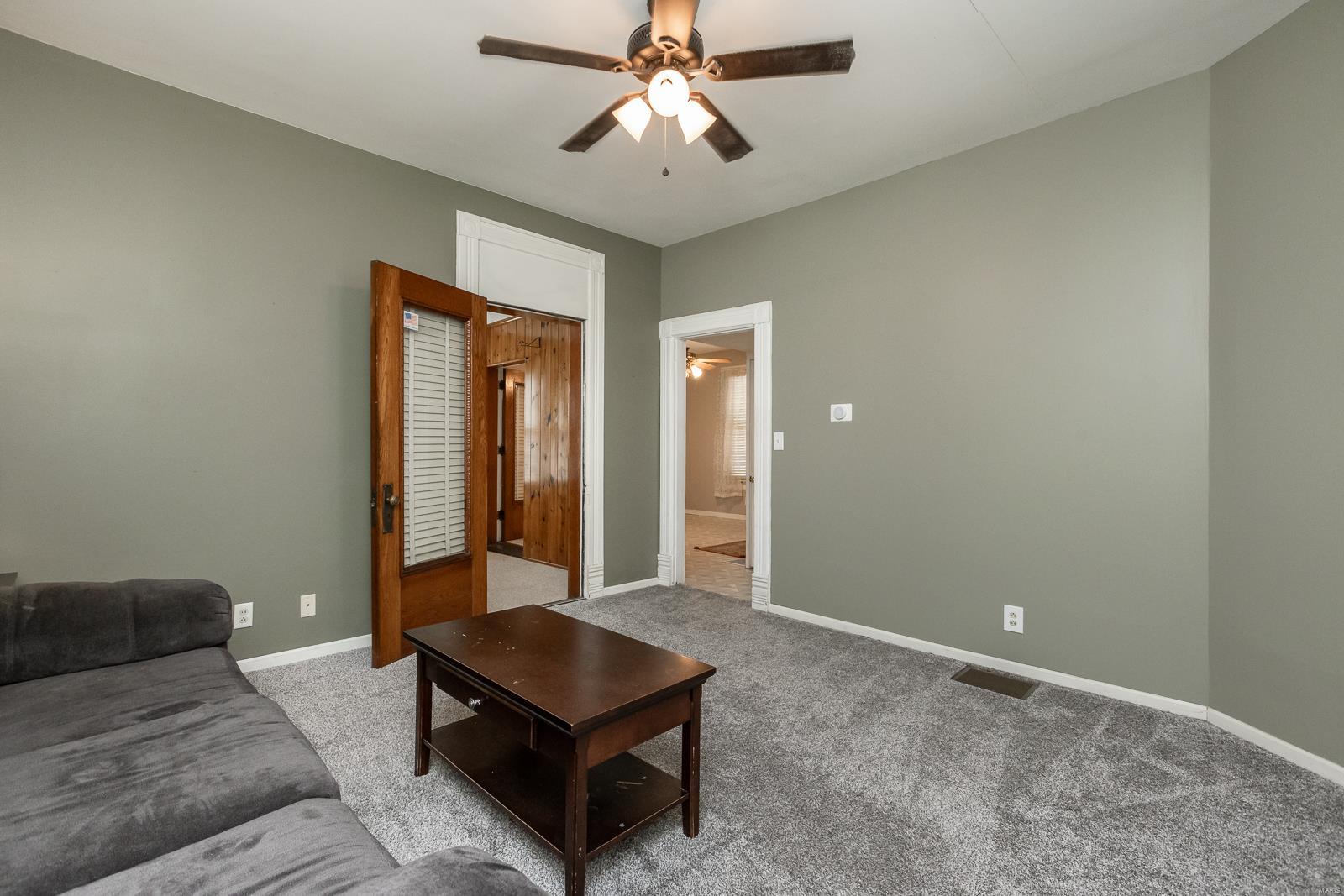 1013 Scheel Street Belleville, IL 62221 - Photo 10 of 29 Gallery Image 10