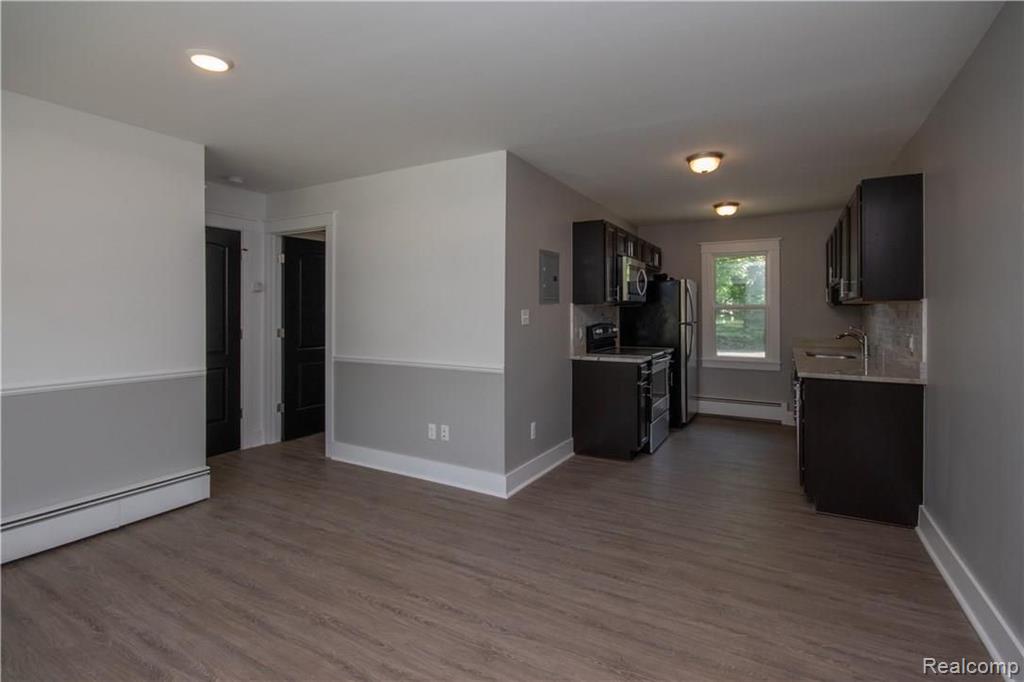 2133 Normandy Road Royal Oak, MI 48073 - Photo 8 of 15