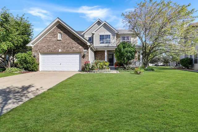 $475,000 | 25226 Balmoral Drive, Shorewood, IL 60404