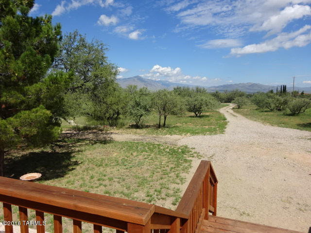 3117 West Clark Road Benson, AZ 85602 - Photo 5 of 28