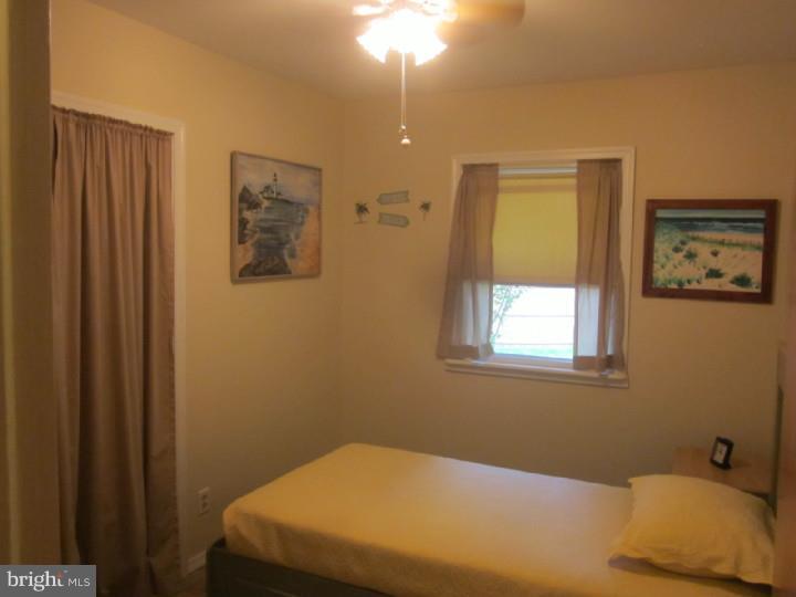 112 Shelmore Road Mount Holly, NJ 08060 - Photo 14 of 19 Bedroom 2