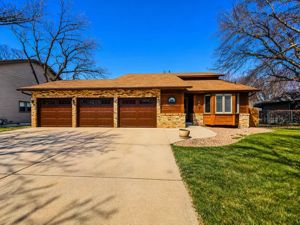 $399,900 | 2143 128th Lane Northwest, Coon Rapids, MN 55448