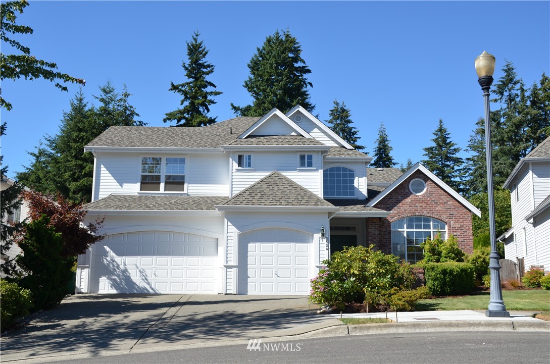 3524 Northeast 24th Court Renton, WA 98056 - Photo 1 of 25 Gallery Image 1