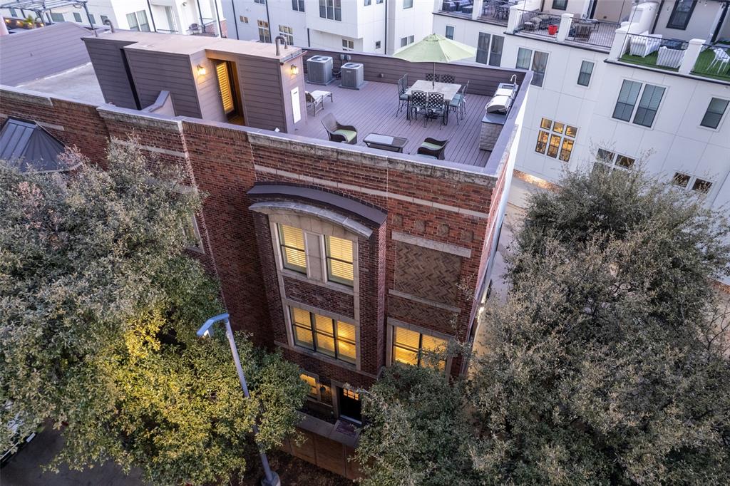 2111 Albany Street Dallas, TX 75201 - Photo 3 of 30