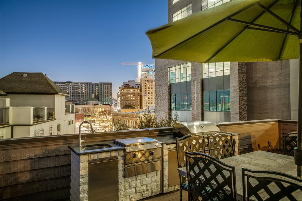 2111 Albany Street Dallas, TX 75201 - Photo 5 of 30