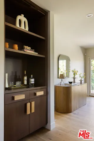 $2,438,000 | 3815 Chanson Drive, View Park, CA 90043