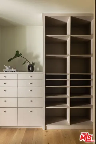 $2,438,000 | 3815 Chanson Drive, View Park, CA 90043