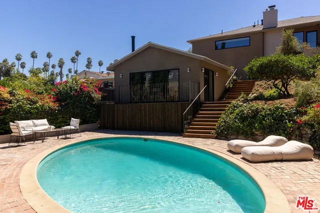 $2,438,000 | 3815 Chanson Drive, View Park, CA 90043