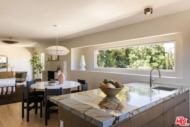 $2,438,000 | 3815 Chanson Drive, View Park, CA 90043