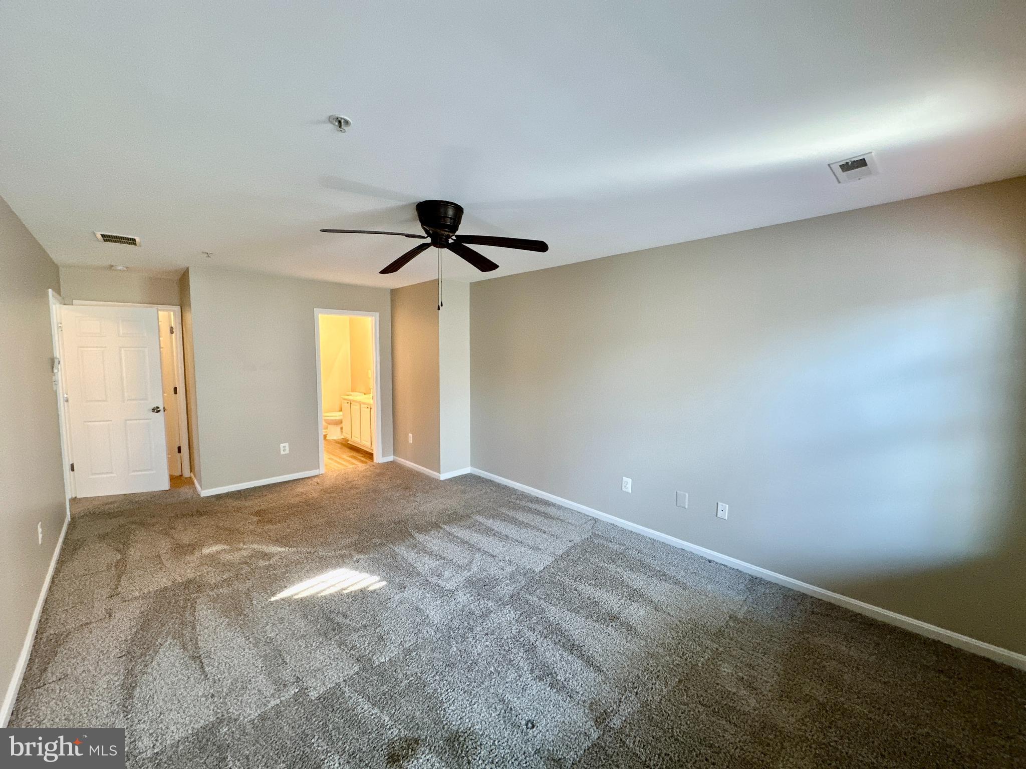 2030 Astilbe Way, Unit 2030 Odenton, MD 21113 - Photo 16 of 33