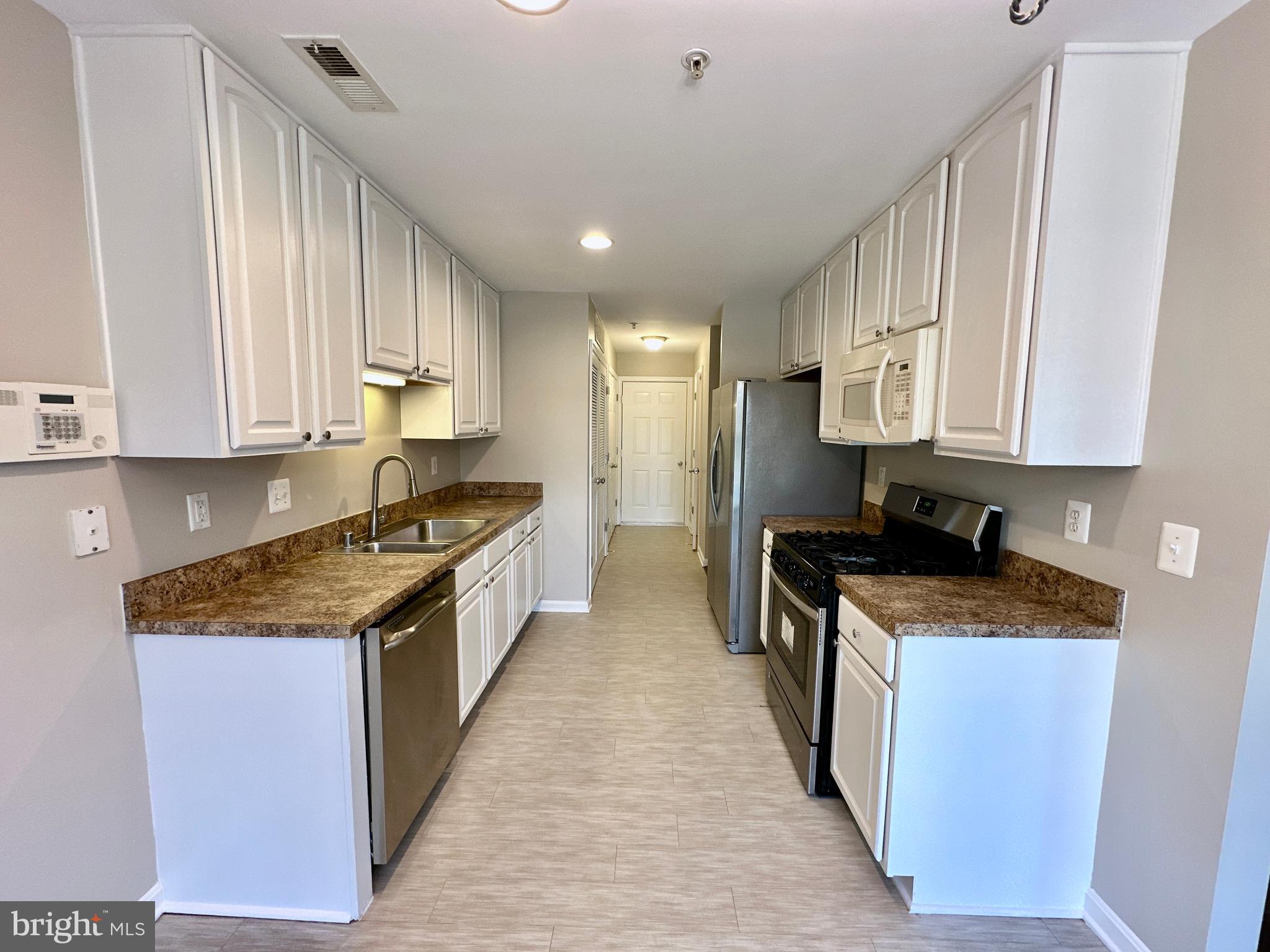 2030 Astilbe Way, Unit 2030 Odenton, MD 21113 - Photo 7 of 33