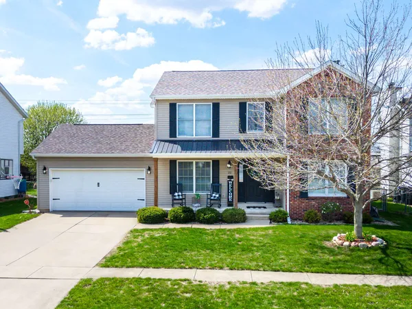 $355,000 | 22 Long Cove Court, Bloomington, IL 61704